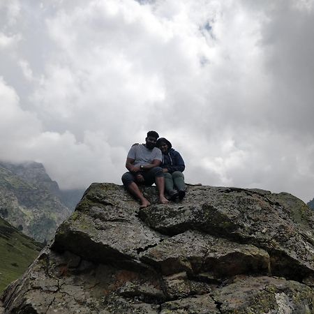 The K2 Alpine Hotel Pahalgam Ngoại thất bức ảnh